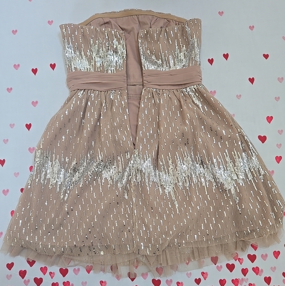 Doe & Rae Dress Medium - Picture 2 of 5